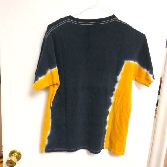 Yellow Black Unique Raptors T-Shirt size M - Picture 5 of 5